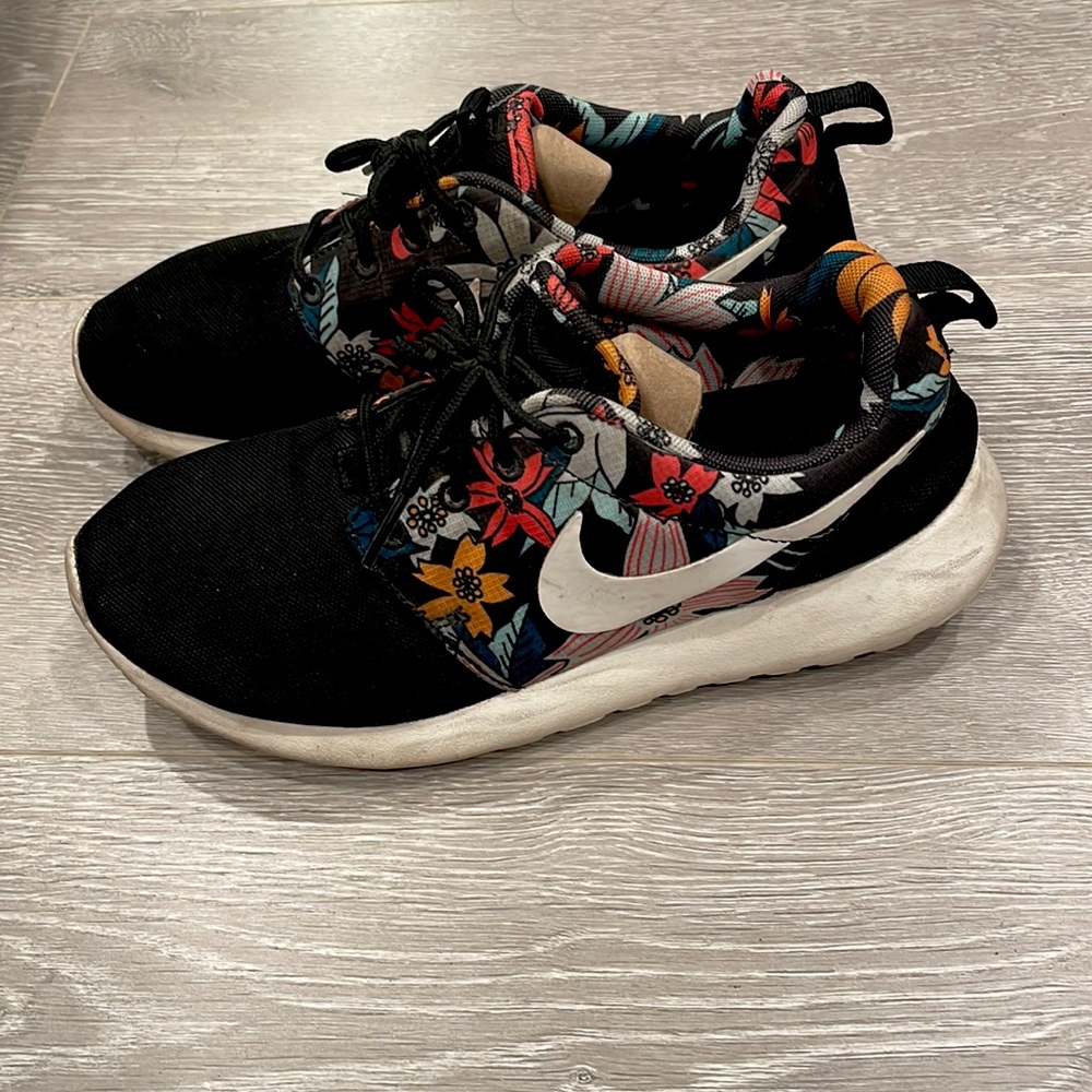 Roshe nike shoes